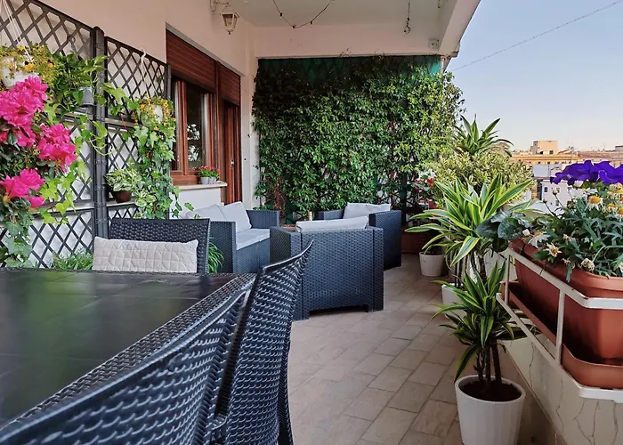 La Dolce Vita Of Via Veneto - Prestigious Apartment With Wonderful Terrace In The Historic Center
