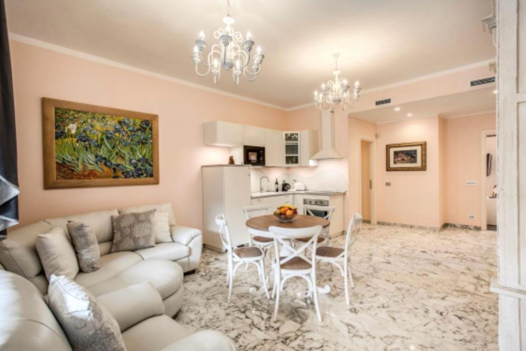 Appartement La Dolce Of Via Veneto - Prestigious With Wonderful Terrace In The Historic Center Rome